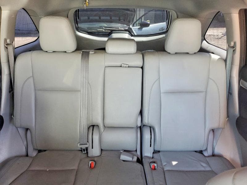 2017 TOYOTA HIGHLANDER XLE 10