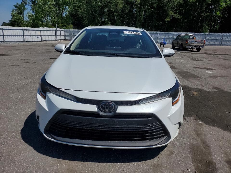 2024 TOYOTA COROLLA LE 5