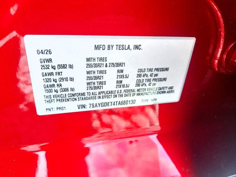 2026 TESLA MODEL Y 12