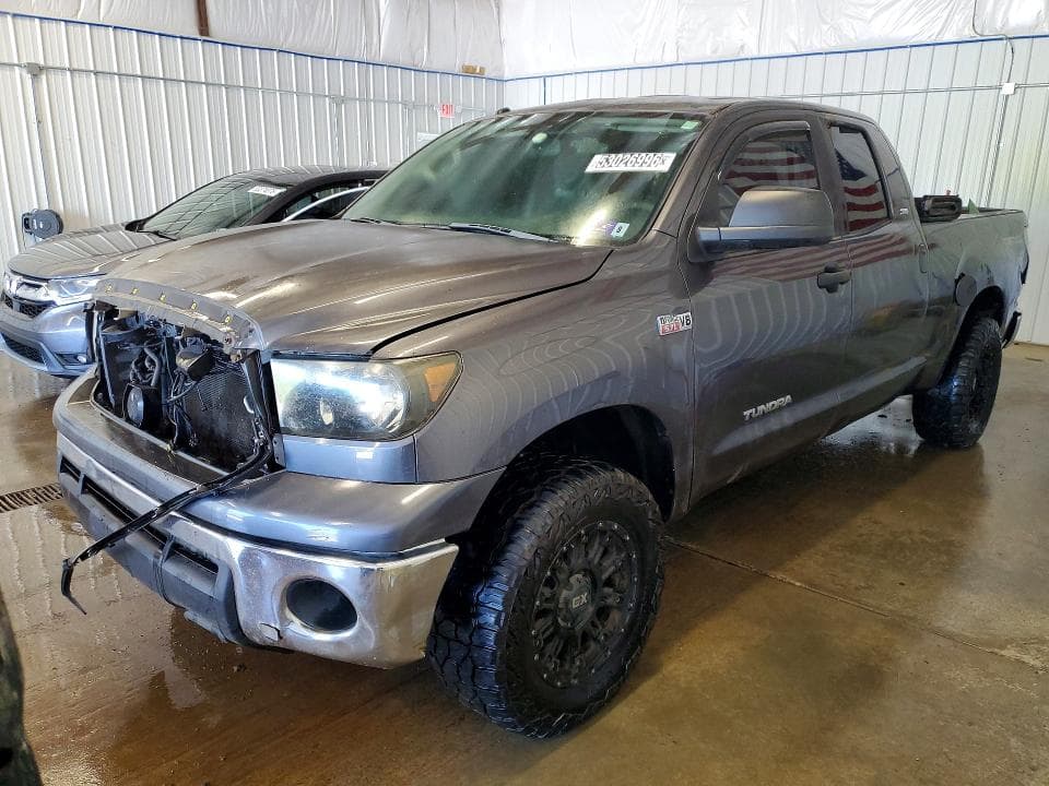 2013 TOYOTA TUNDRA