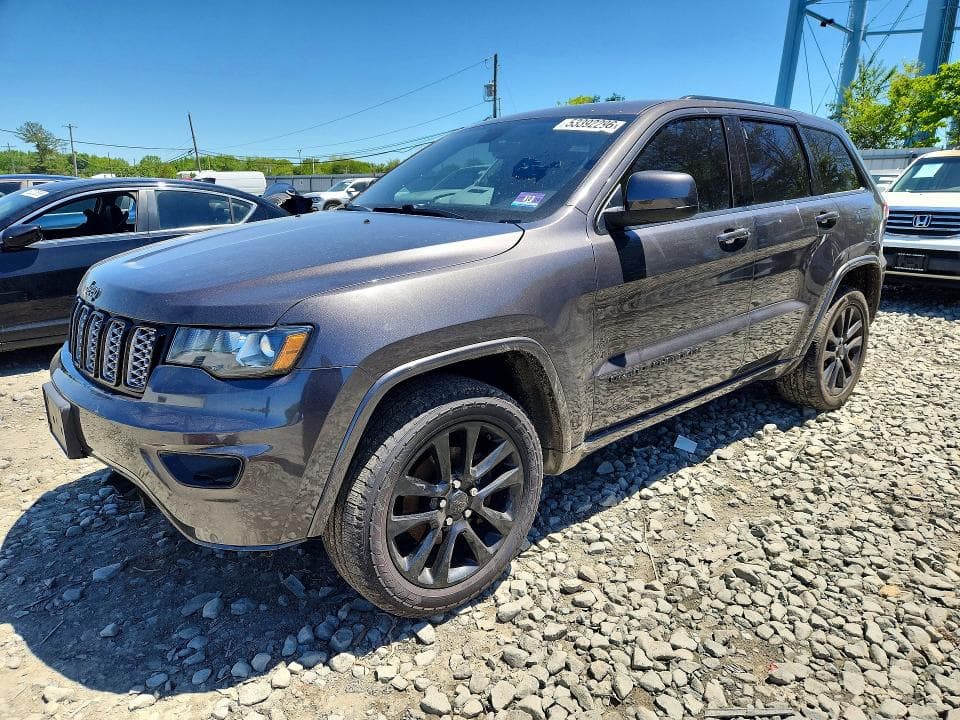 2019 JEEP GRAND CHEROKEE LAREDO - 1