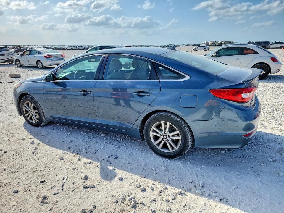2017 HYUNDAI SONATA SE 2
