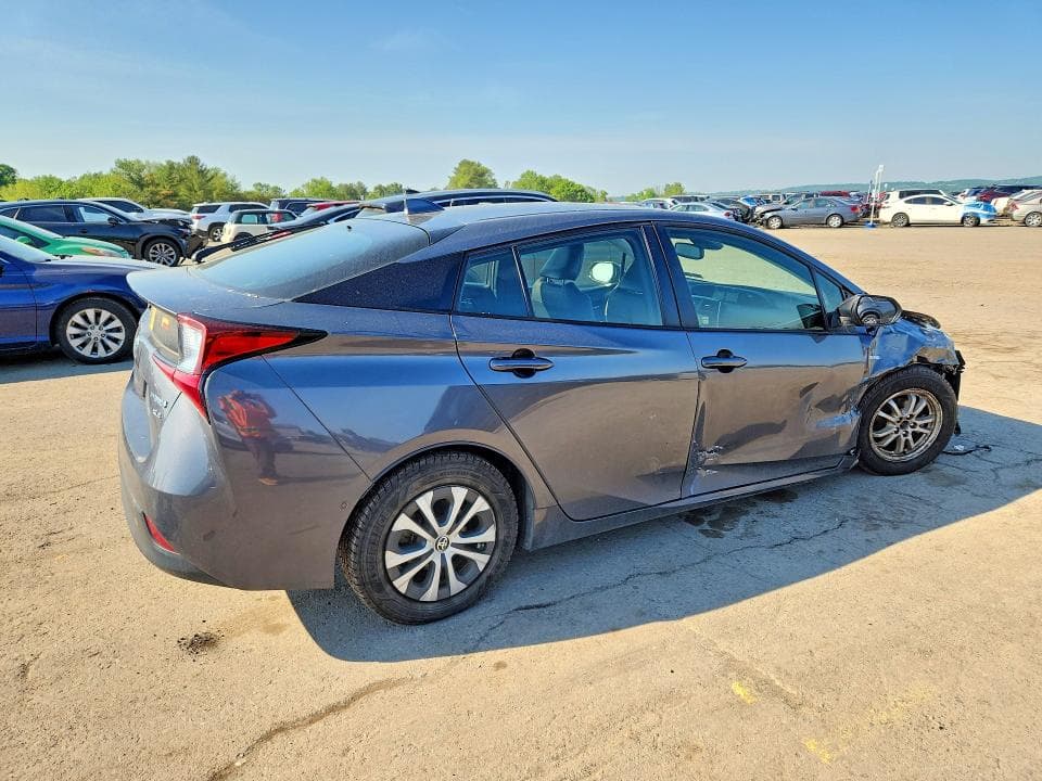 2022 TOYOTA PRIUS XLE AWD-E 3