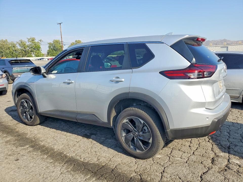 2024 NISSAN ROGUE SV 2