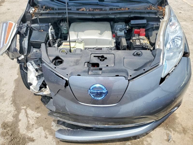 2017 NISSAN LEAF S 12