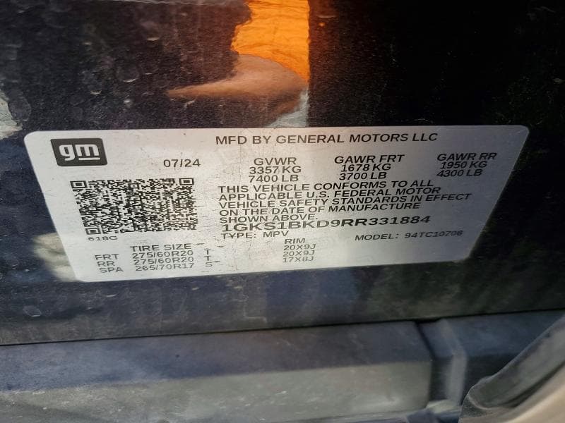 2024 GMC YUKON SLT 23