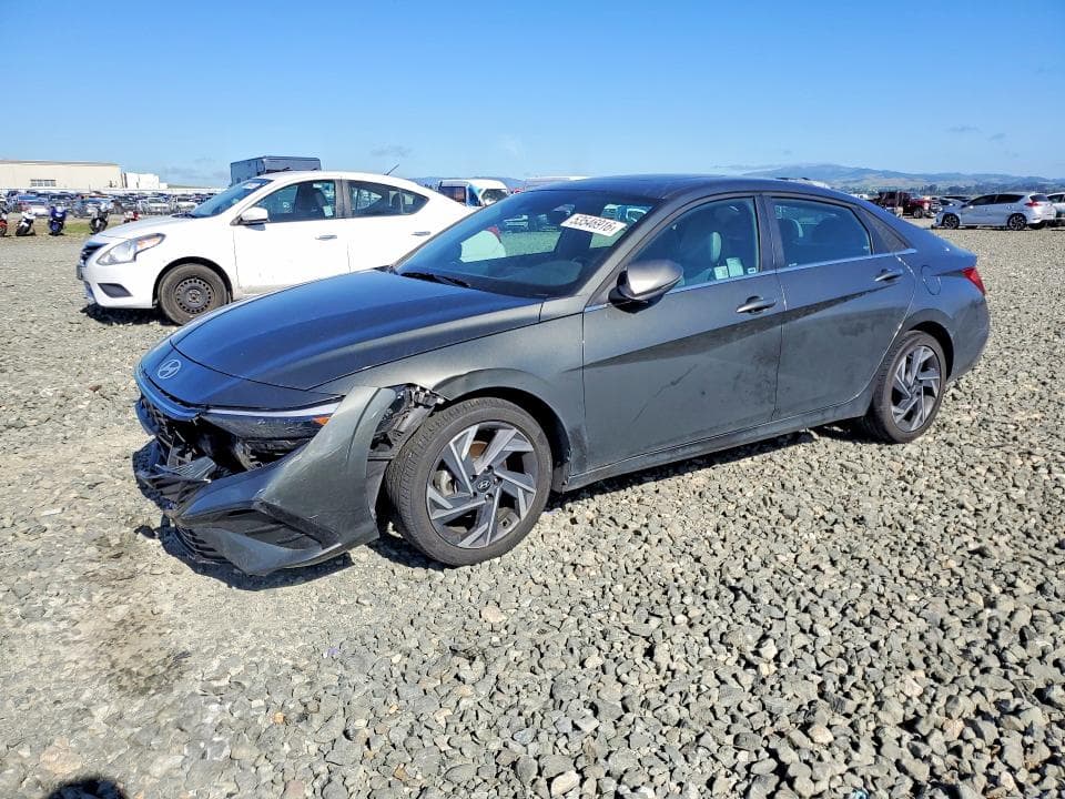 2025 HYUNDAI ELANTRA - 1