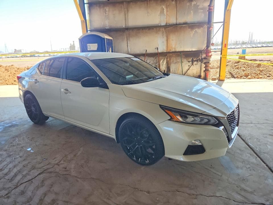 2020 NISSAN ALTIMA SR 4