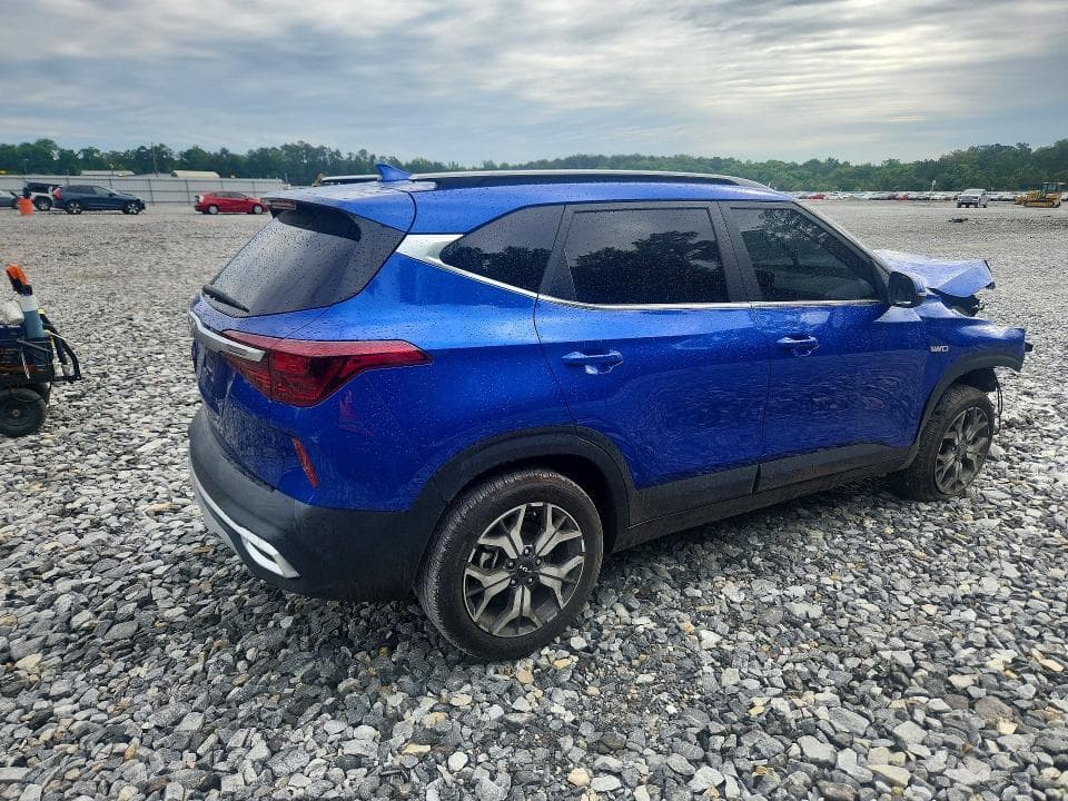 2022 KIA SELTOS EX 3