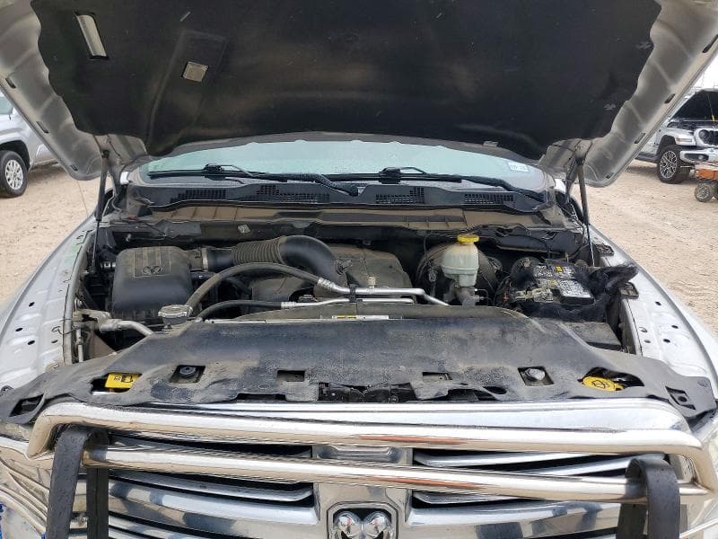 2017 RAM 1500 SLT 11