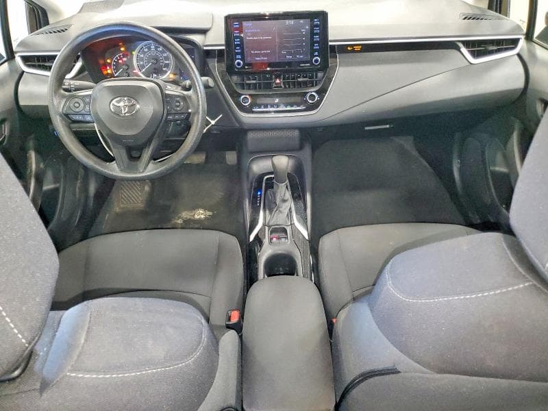 2022 TOYOTA COROLLA LE 8