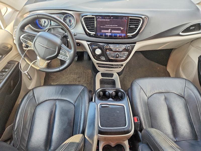 2022 CHRYSLER PACIFICA TOURING L 8