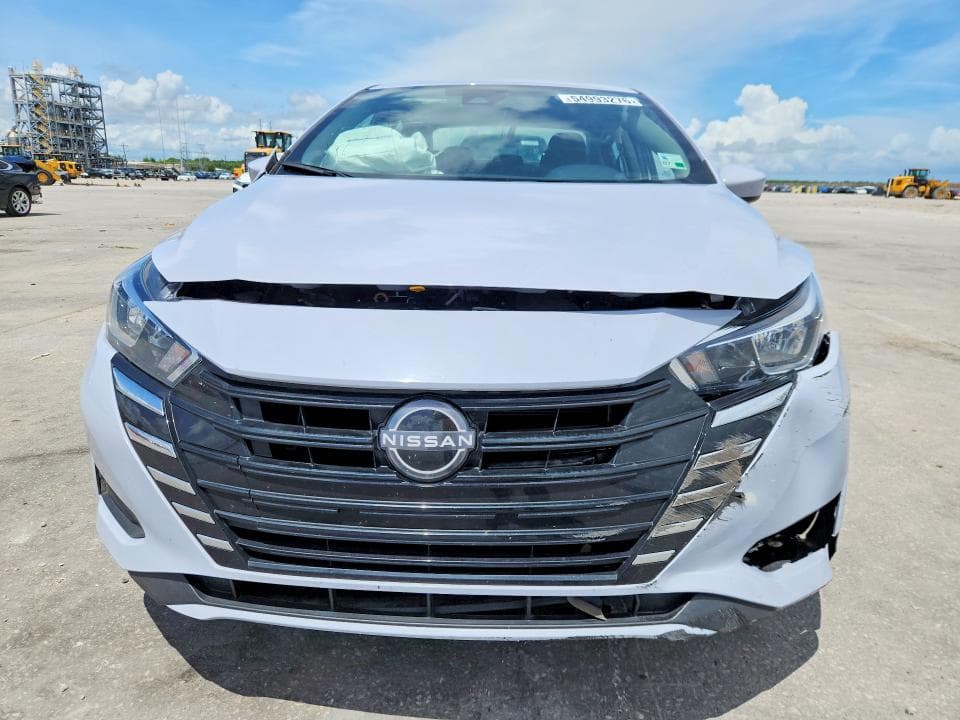 2024 NISSAN VERSA 9