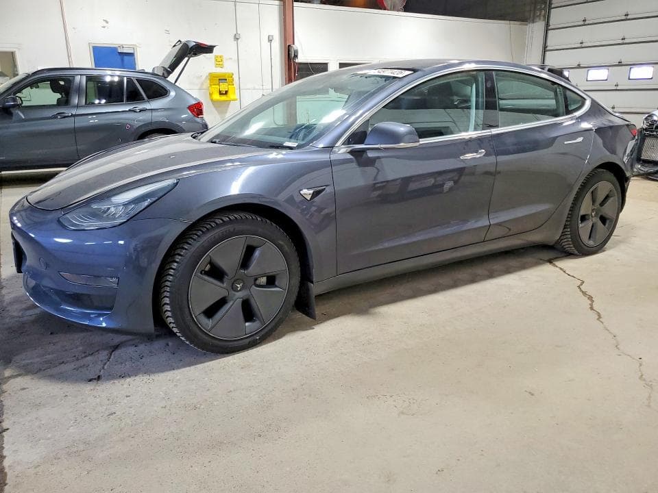 2018 TESLA MODEL 3 - 1