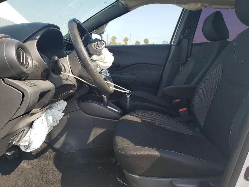 2019 NISSAN KICKS S 7