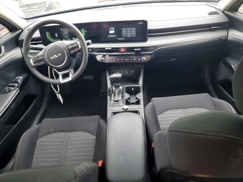 2025 KIA K5 LXS 8