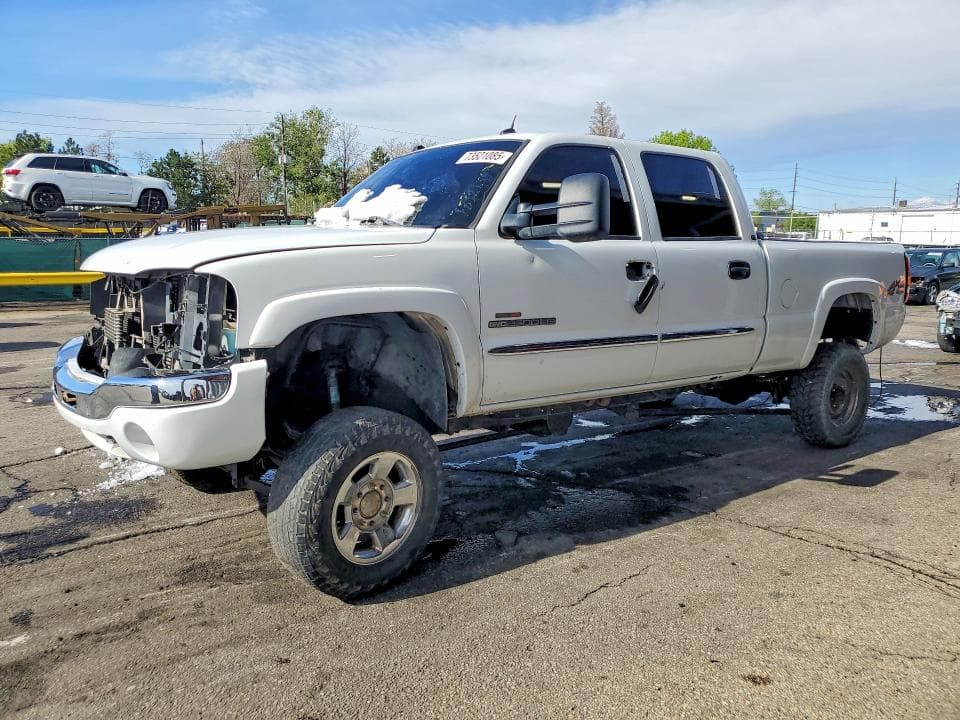 2004 GMC SIERRA