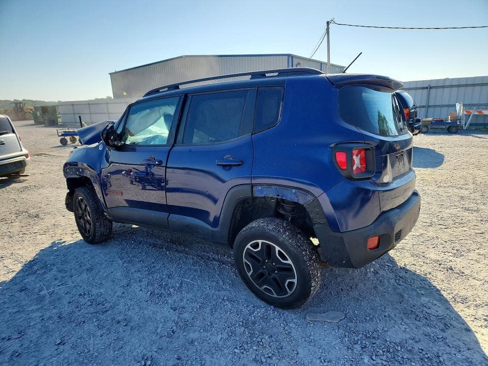 2017 JEEP RENEGADE TRAILHAWK 2