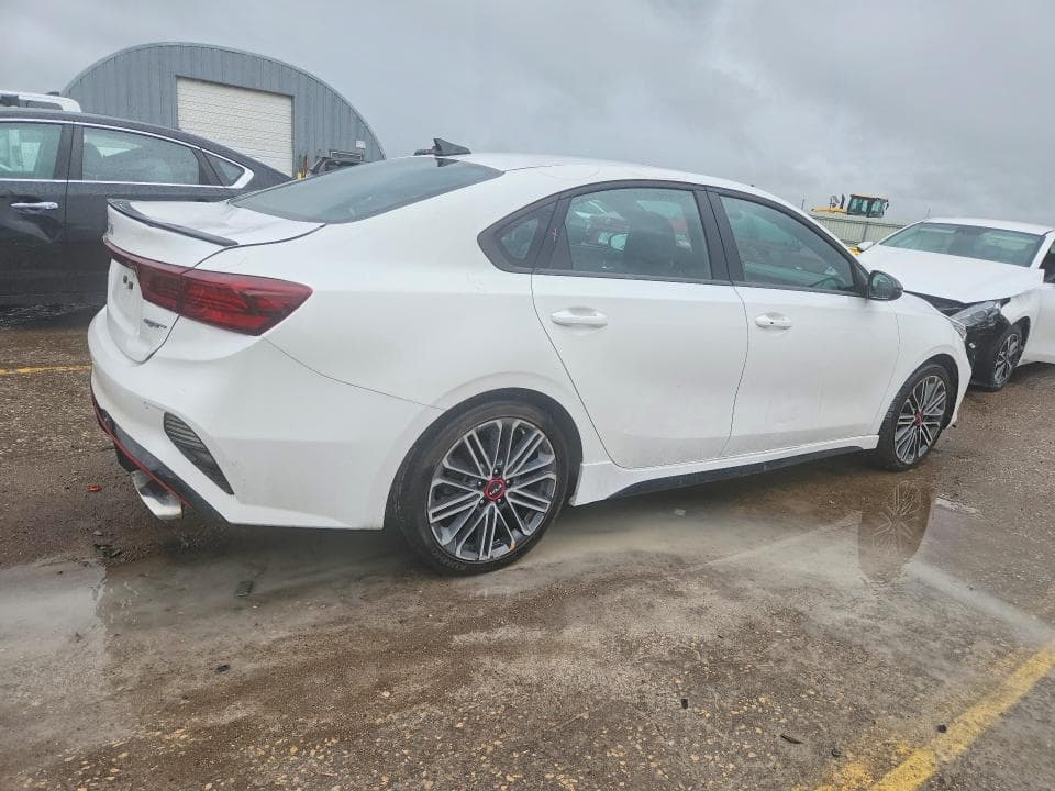 2024 KIA FORTE GT 3