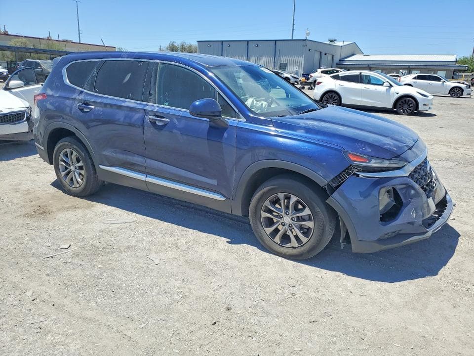 2019 HYUNDAI SANTA FE SE 4