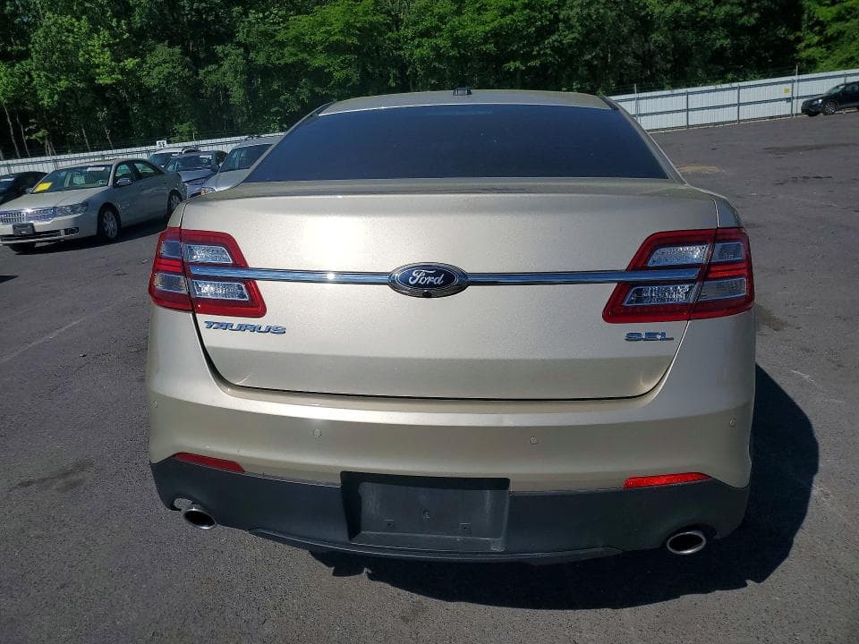2018 FORD TAURUS SEL 6