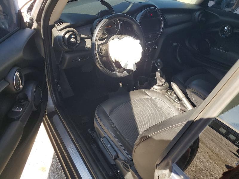 2018 MINI COOPER 8