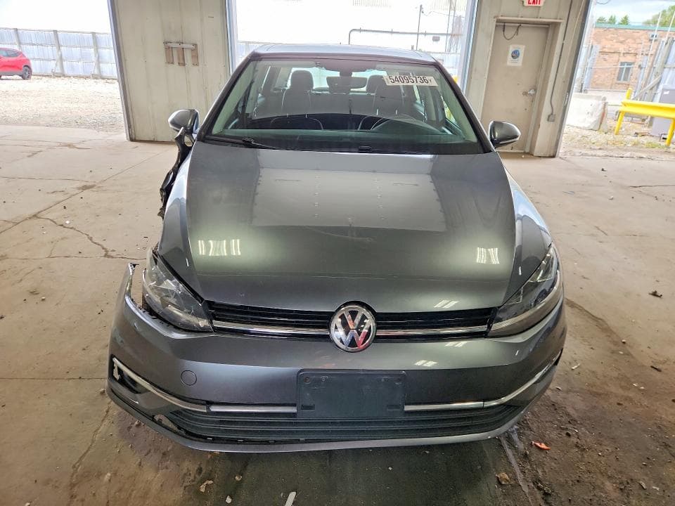 2021 VOLKSWAGEN GOLF 5