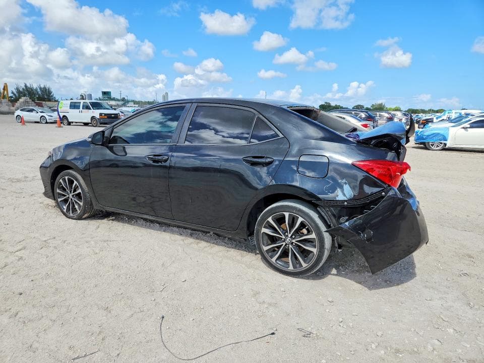 2018 TOYOTA COROLLA SE 2