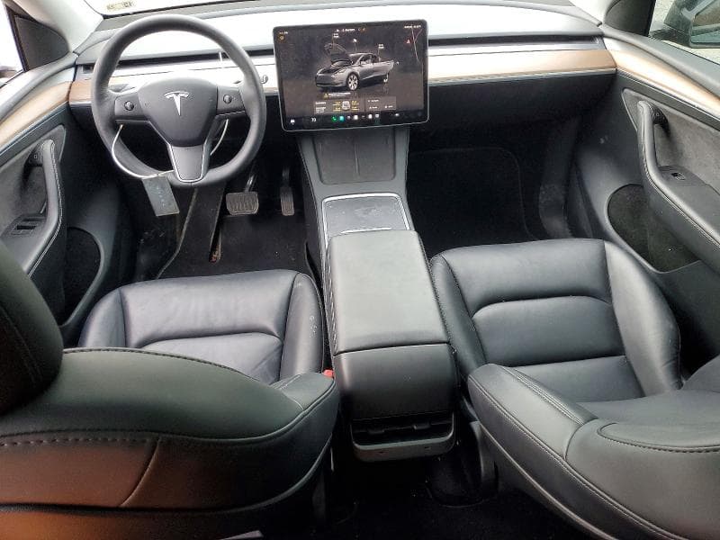 2023 TESLA MODEL Y 8