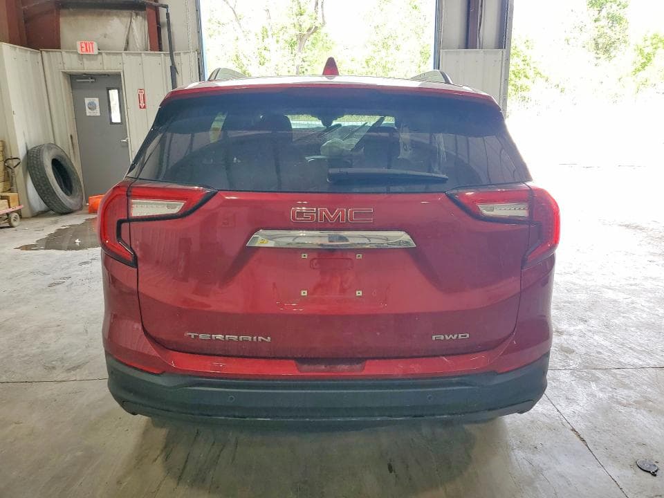 2024 GMC TERRAIN SLE 11