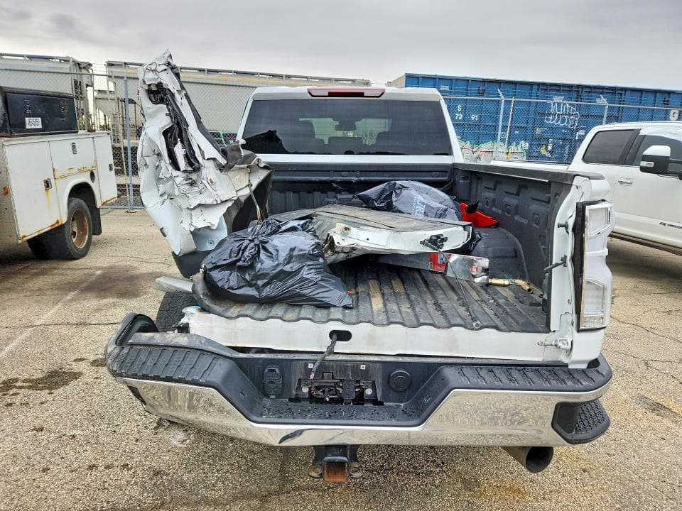 2025 CHEVROLET SILVERADO K3500 LTZ 6