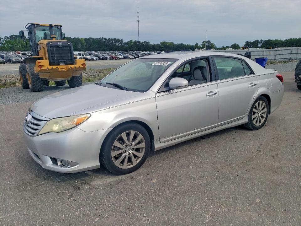 2011 TOYOTA AVALON - 1