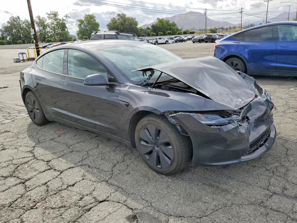 2025 TESLA MODEL 3 4