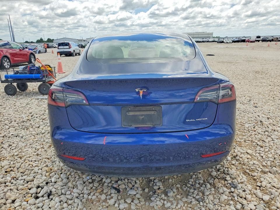 2022 TESLA MODEL 3 6