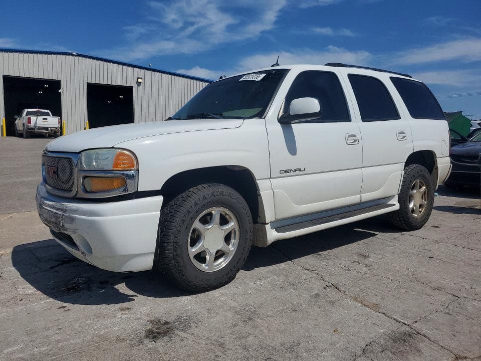 2004 GMC YUKON - 1