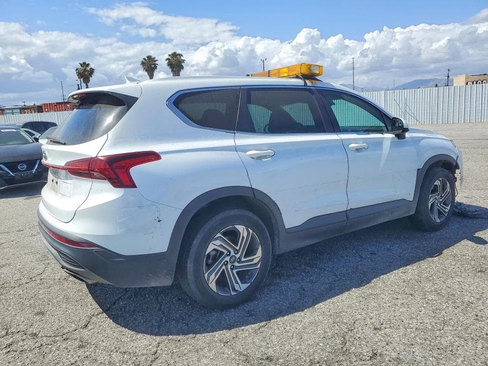2021 HYUNDAI SANTA FE SE 3