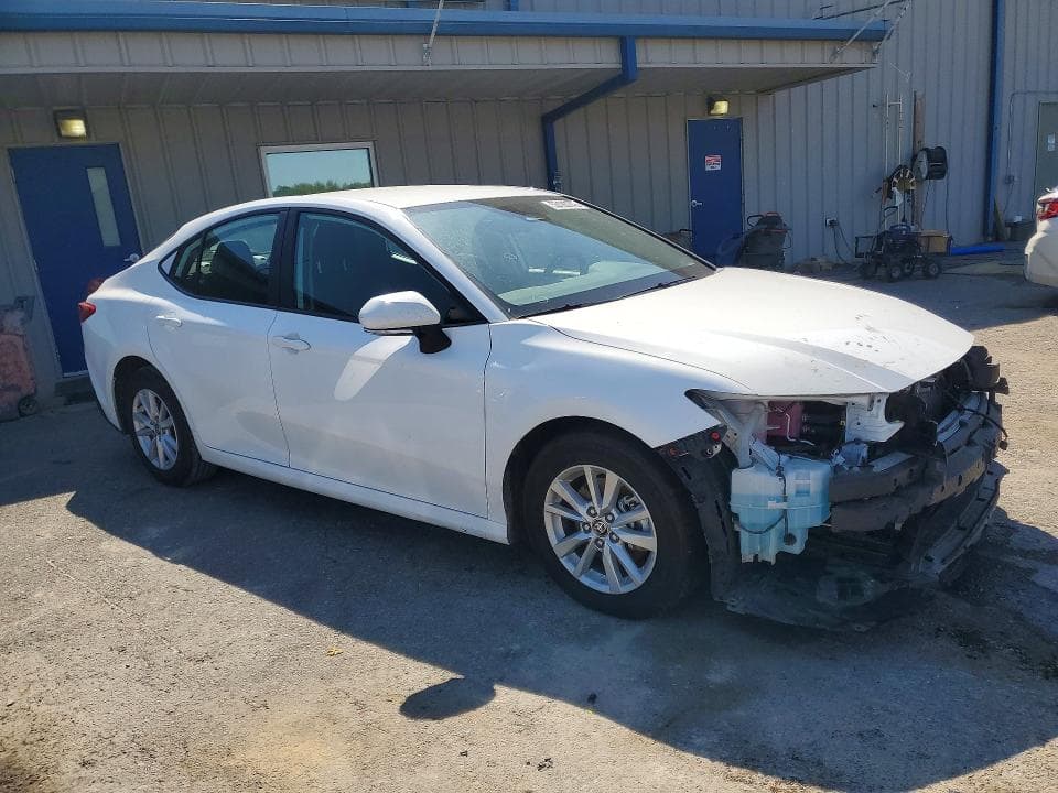 2025 TOYOTA CAMRY LE 4