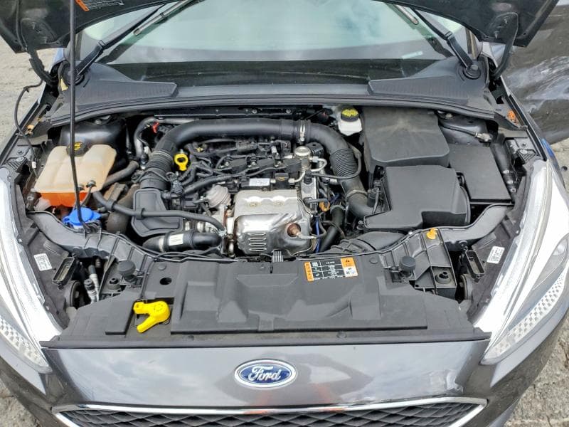 2018 FORD FOCUS SE 11