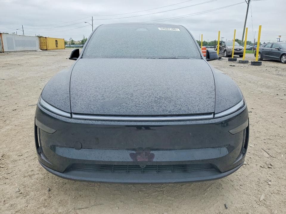 2026 TESLA MODEL Y 5