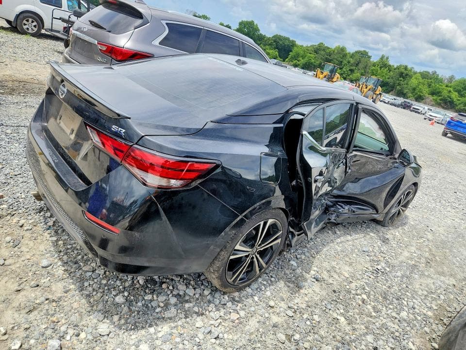 2021 NISSAN SENTRA SR 3