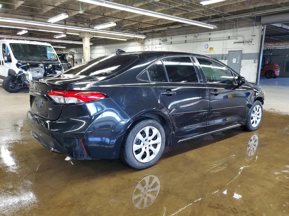 2022 TOYOTA COROLLA LE 3