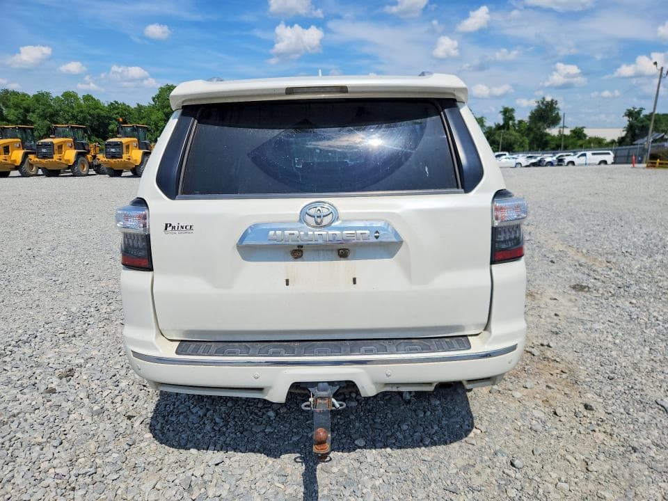 2018 TOYOTA 4RUNNER LIMITED 6