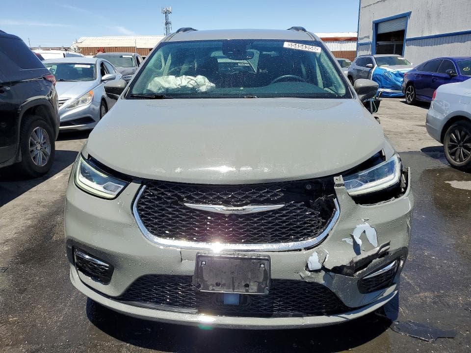 2022 CHRYSLER PACIFICA TOURING L 5