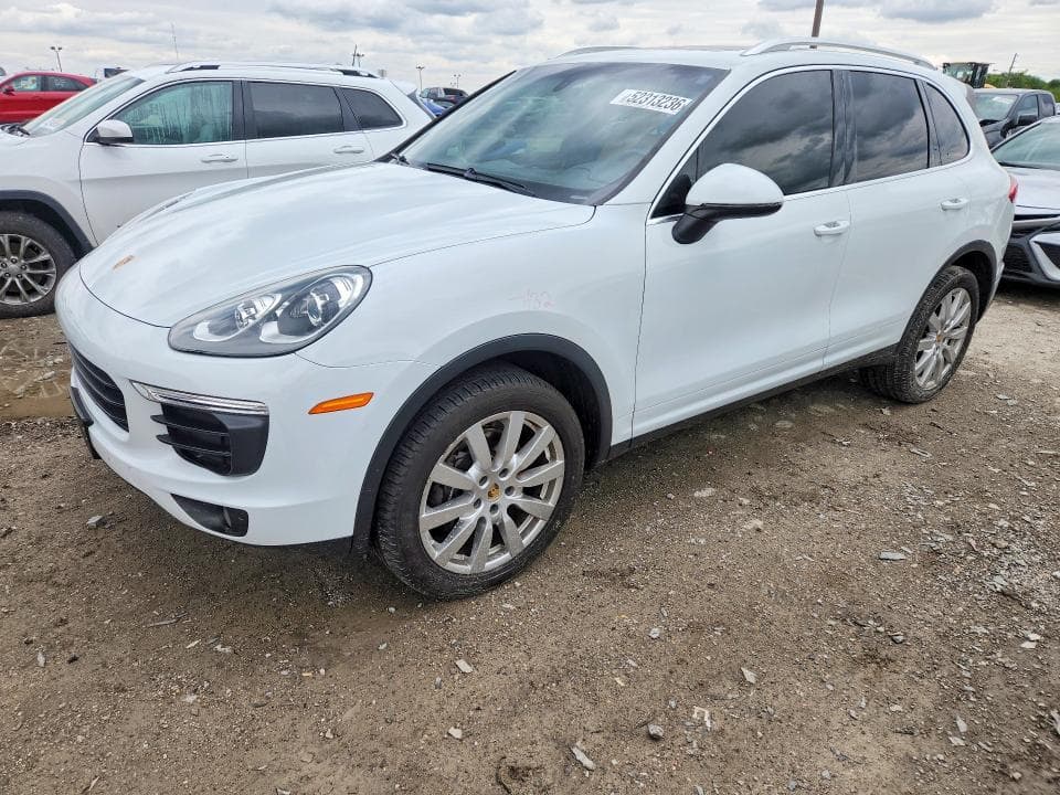2016 PORSCHE CAYENNE - 1