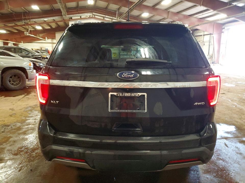 2019 FORD EXPLORER XLT 6