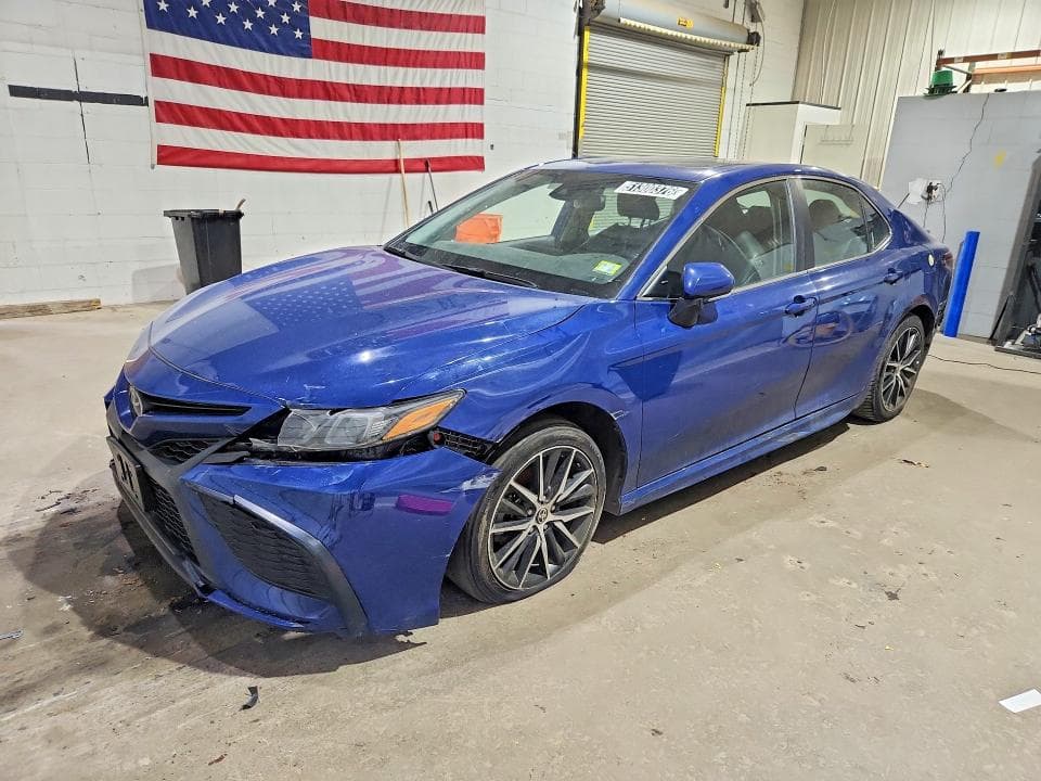 2024 TOYOTA CAMRY