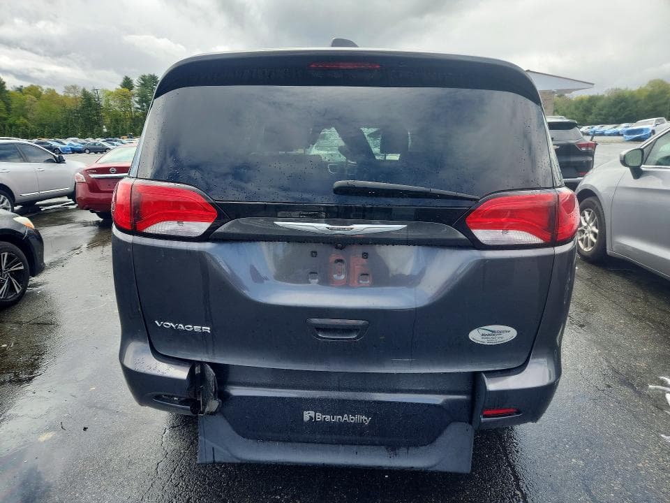 2021 CHRYSLER VOYAGER LXI 6