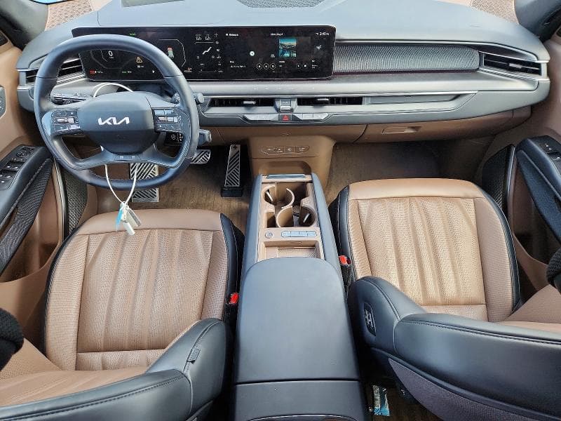 2024 KIA EV9 GT LINE 8