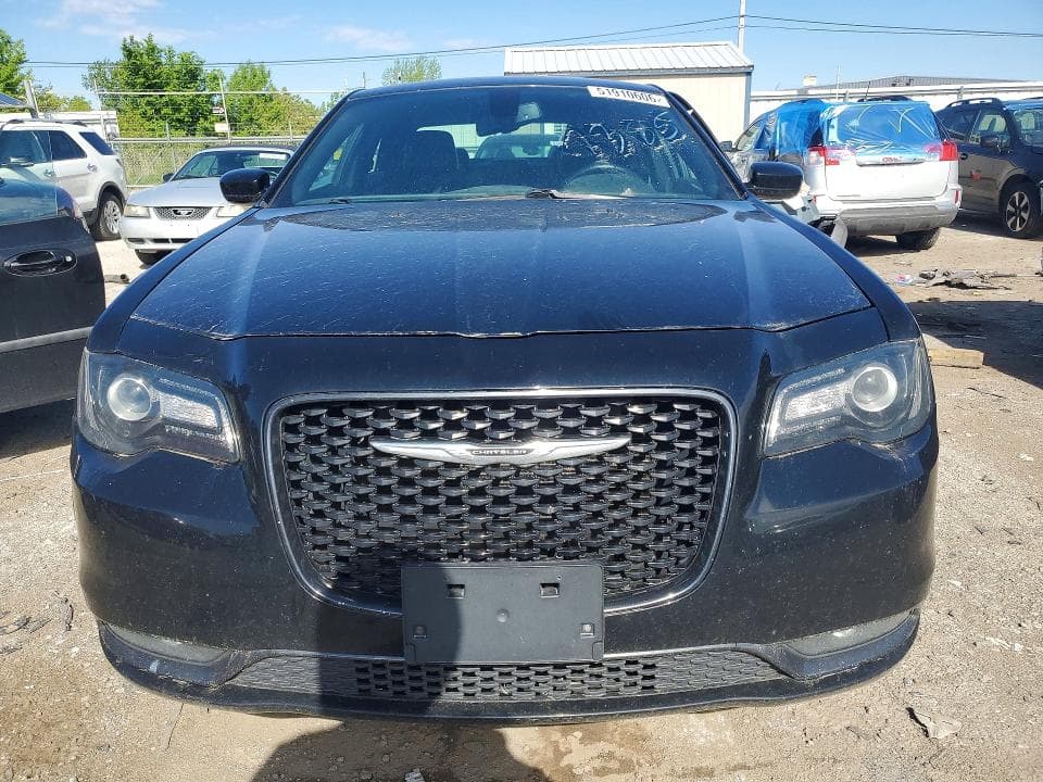 2017 CHRYSLER 300 S 5