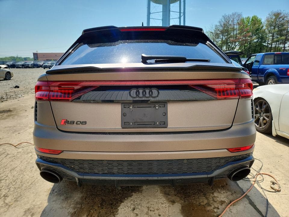 2022 AUDI RS Q8 6